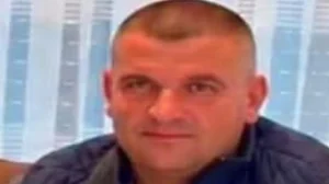Raportohet se i dyshuari për vrasjen e Arlinda Zekajt është lokalizuar, do që të flasë veç 10 minuta me familjen dhe të dorëzohet